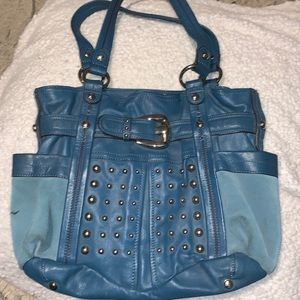 B. makowsky blue leather purse
